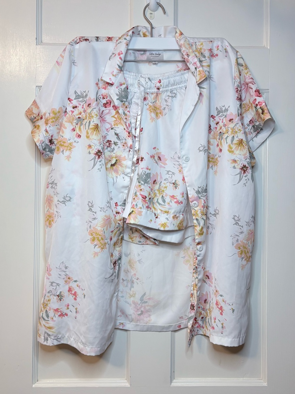 Seline Floral Short-Sleeve Silky Pajama Set